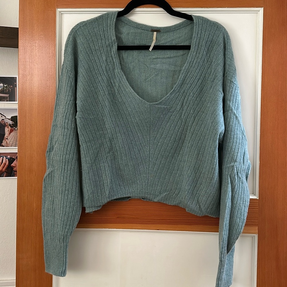 100% Cashmere Free People sweater